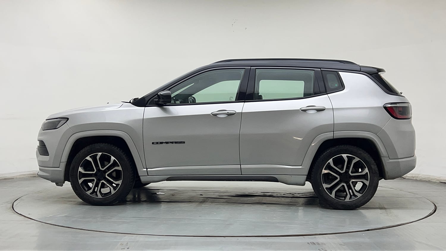 Used 2022 Jeep Compass Model S (O) 1.4 Petrol DCT Petrol Automatic exterior LEFT SIDE VIEW