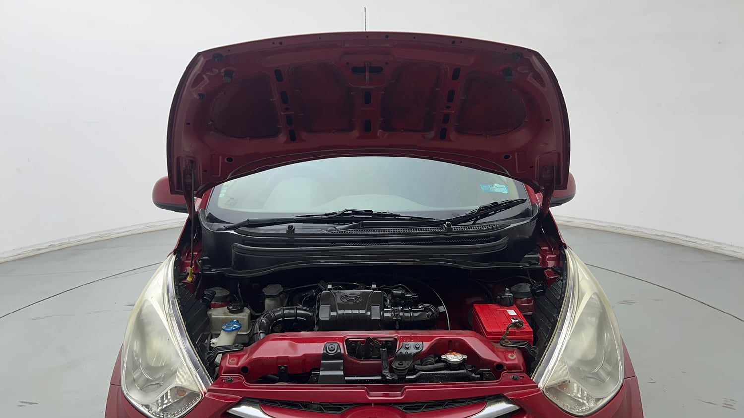 Used 2014 Hyundai Eon Sportz Petrol Manual engine ENGINE & BONNET OPEN FRONT VIEW
