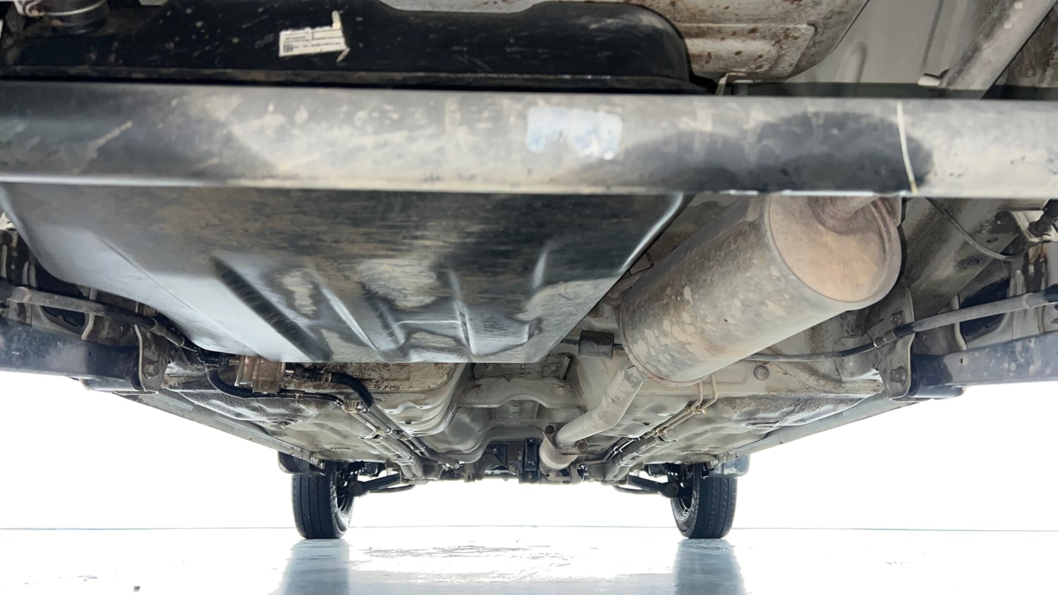 Used 2018 Maruti Suzuki Alto 800 LXi (O) Petrol Manual extra REAR UNDERBODY VIEW (TAKEN FROM REAR)