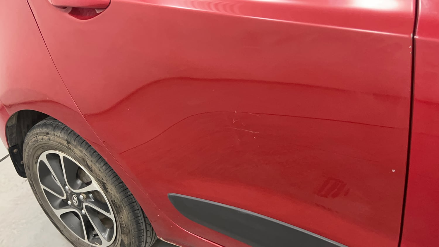 Used 2017 Hyundai Grand i10 Sportz (O) AT 1.2 Kappa VTVT Petrol Automatic dents MINOR SCRATCH
