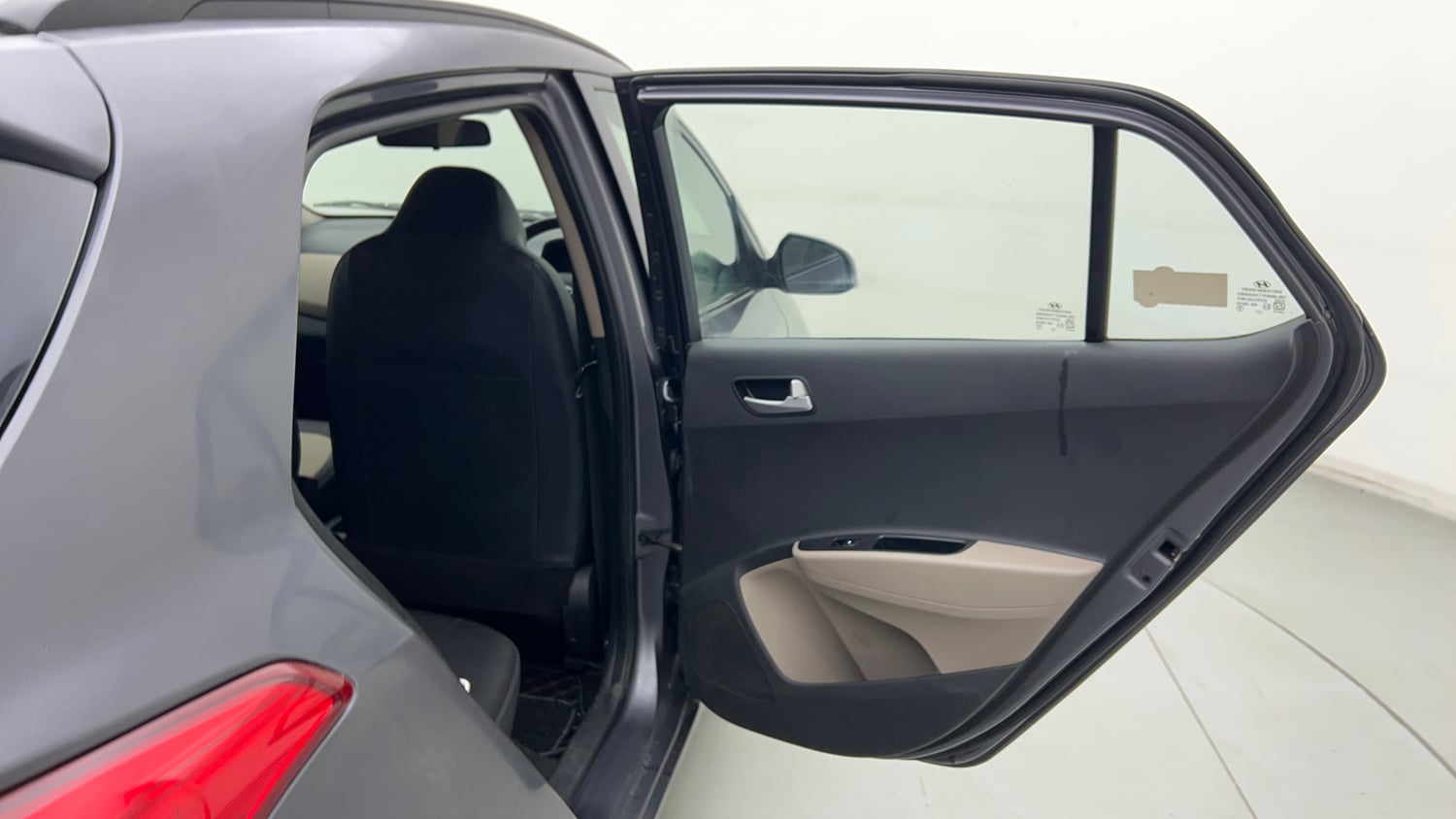 Used 2017 Hyundai Grand i10 Sportz (O) AT 1.2 Kappa VTVT Petrol Automatic interior RIGHT REAR DOOR OPEN VIEW