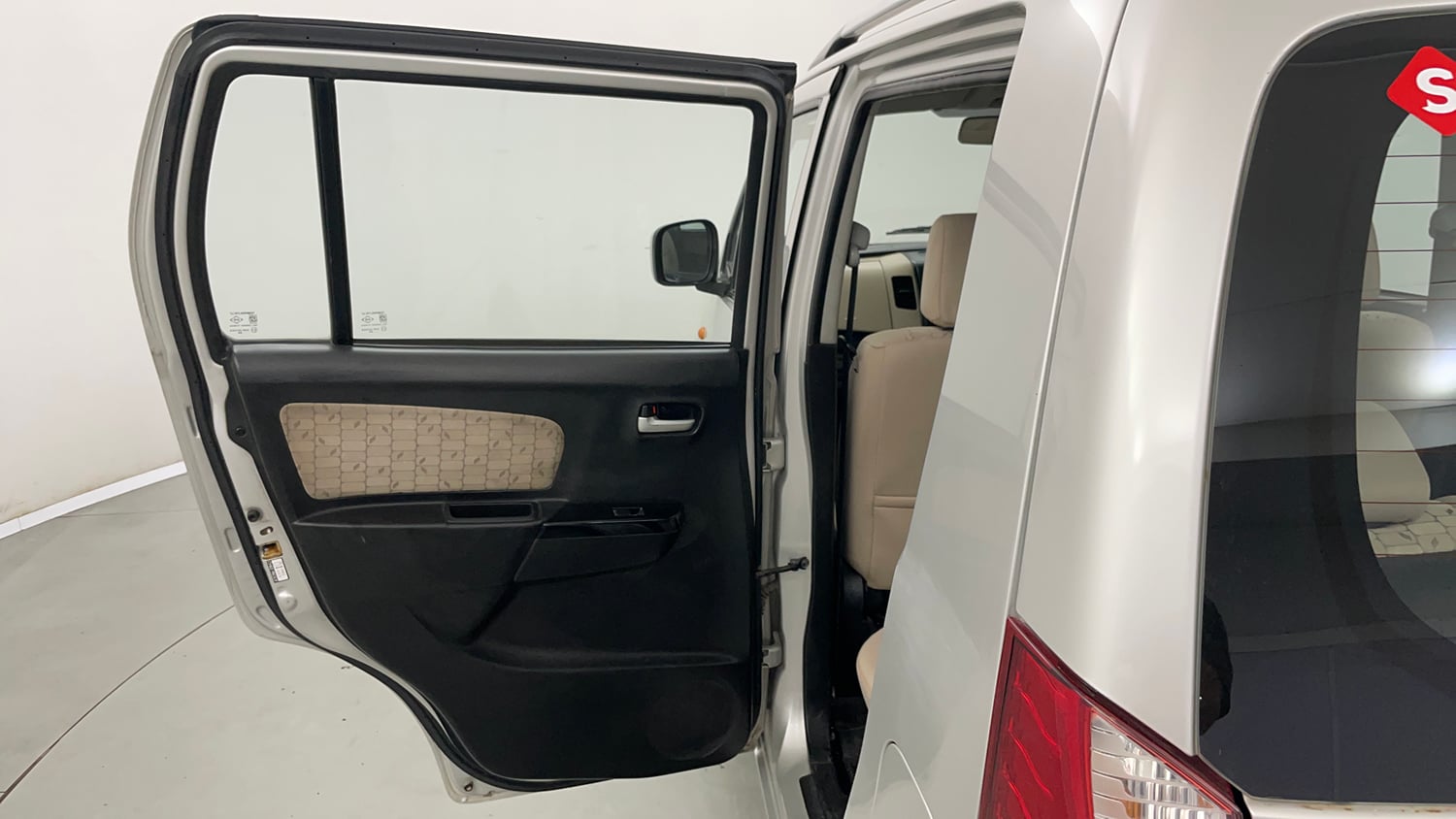 Used 2017 Maruti Suzuki Wagon R 1.0 VXI AMT Petrol Automatic interior LEFT REAR DOOR OPEN VIEW