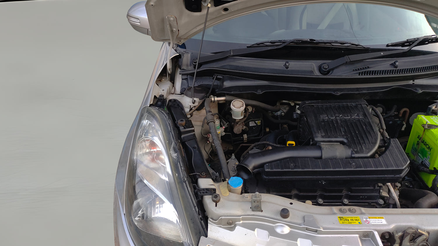 Used 2015 Maruti Suzuki Swift Dzire VXI Petrol Manual engine ENGINE RIGHT SIDE HINGE & APRON VIEW