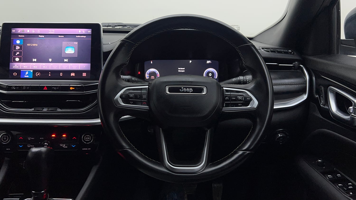 Used 2022 Jeep Compass Model S (O) 1.4 Petrol DCT Petrol Automatic interior STEERING VIEW