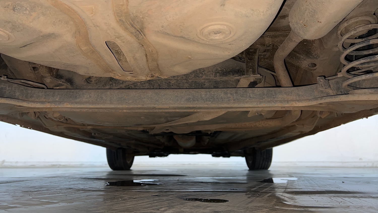 Used 2019 Maruti Suzuki Baleno Zeta Petrol Manual extra REAR UNDERBODY VIEW (TAKEN FROM REAR)