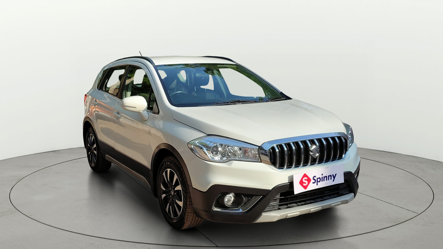 Used 2021 Maruti Suzuki S-Cross Zeta Petrol Manual exterior RIGHT FRONT CORNER VIEW