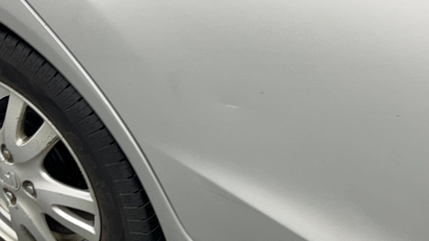 Used 2013 Honda Brio V MT Petrol Manual dents MINOR DENT