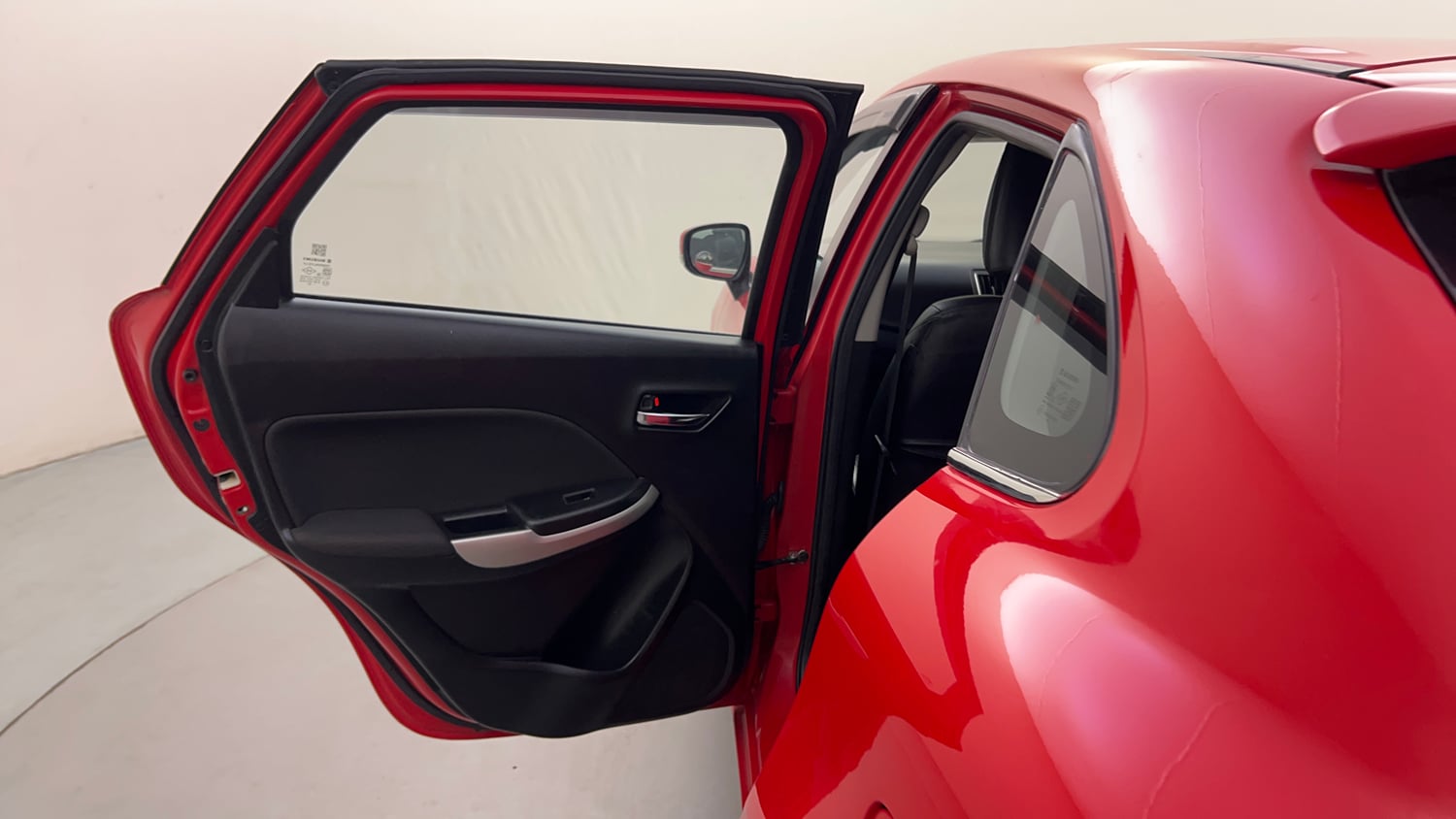 Used 2018 Maruti Suzuki Baleno Delta 1.2 Petrol Manual interior LEFT REAR DOOR OPEN VIEW
