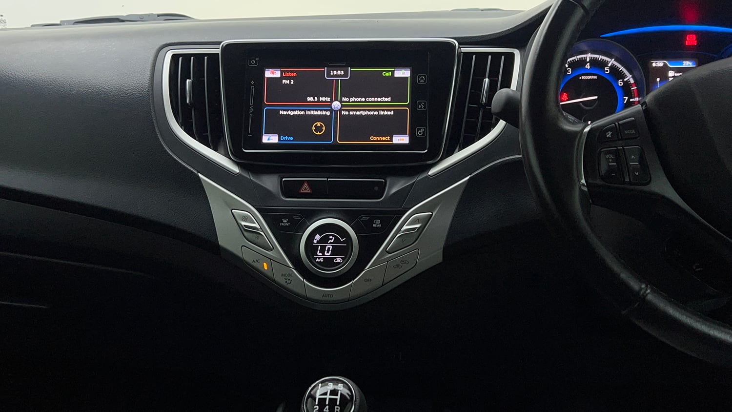 Used 2017 Maruti Suzuki Baleno Alpha 1.2 Petrol Manual interior MUSIC SYSTEM & AC CONTROL VIEW