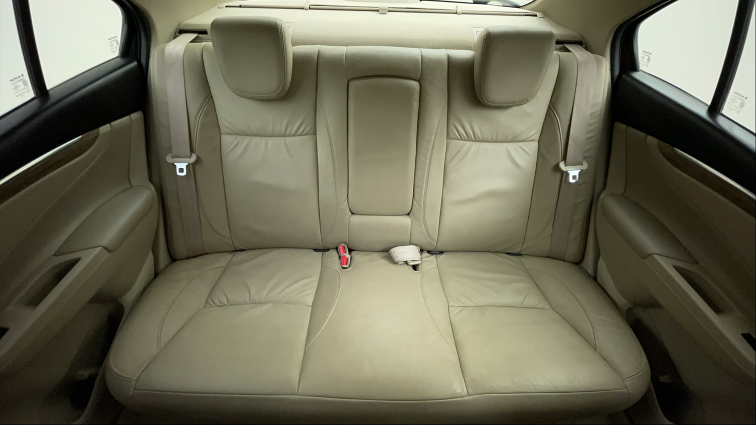 Used 2019 null Petrol Manual interior REAR SEAT CONDITION VIEW