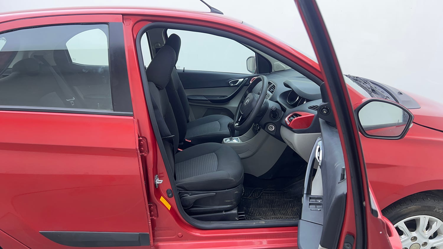 Used 2018 Tata Tiago Revotron XZA Petrol Automatic interior RIGHT SIDE FRONT DOOR CABIN VIEW