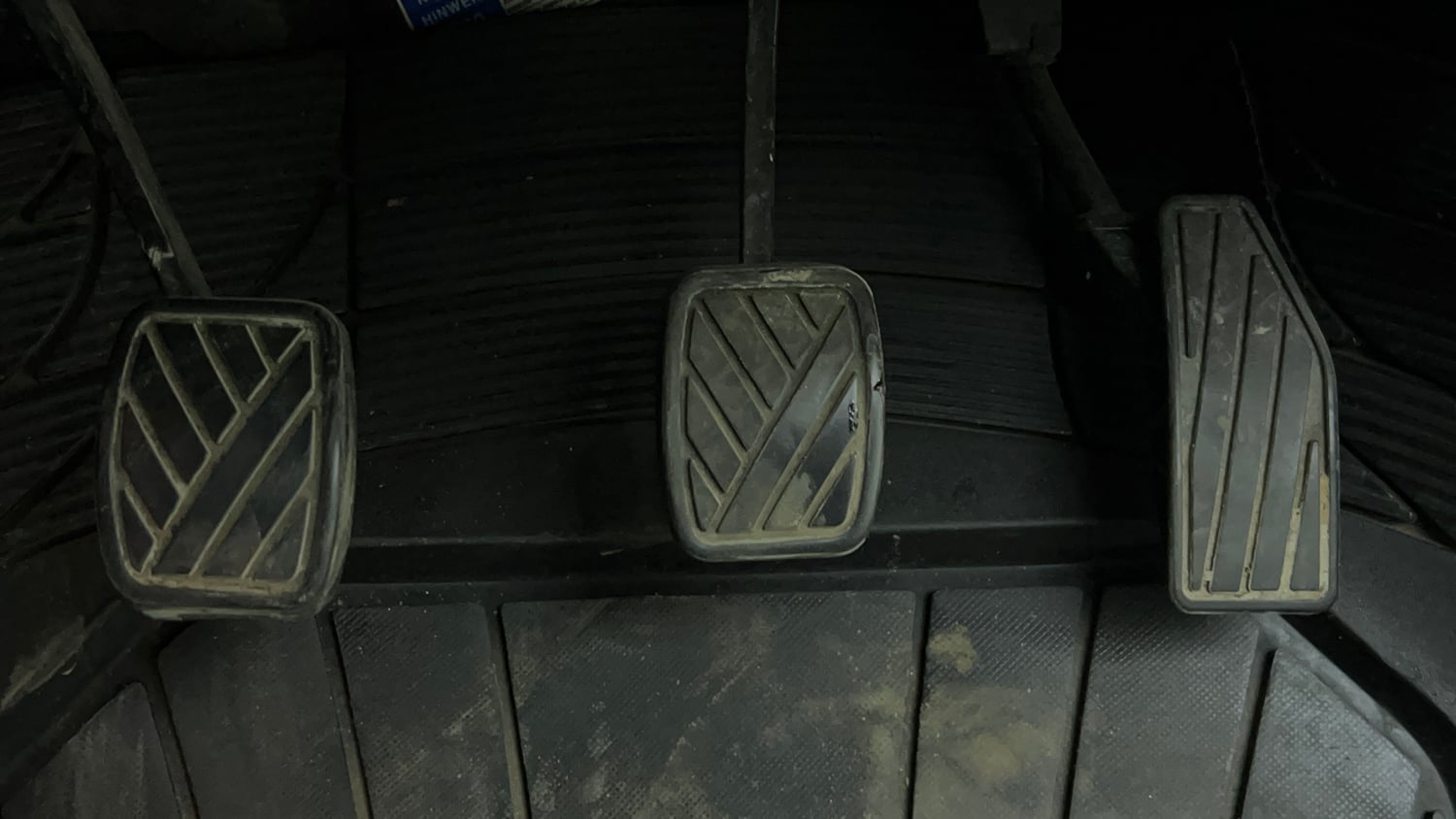 Used 2017 Maruti Suzuki Baleno Alpha 1.2 Petrol Manual interior PEDALS VIEW