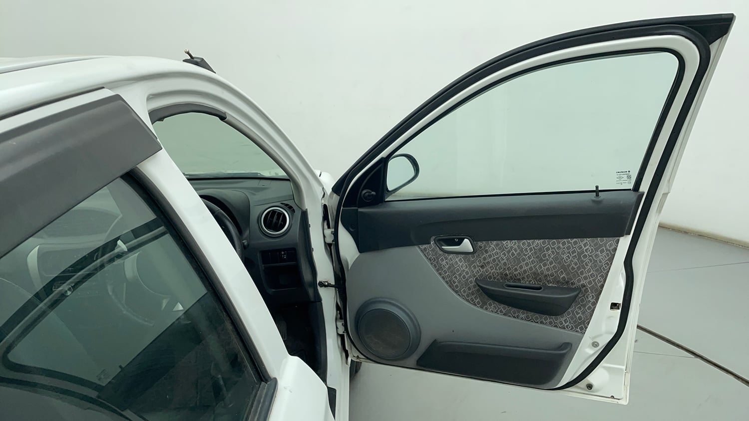 Used 2018 Maruti Suzuki Alto 800 LXi Petrol Manual interior RIGHT FRONT DOOR OPEN VIEW