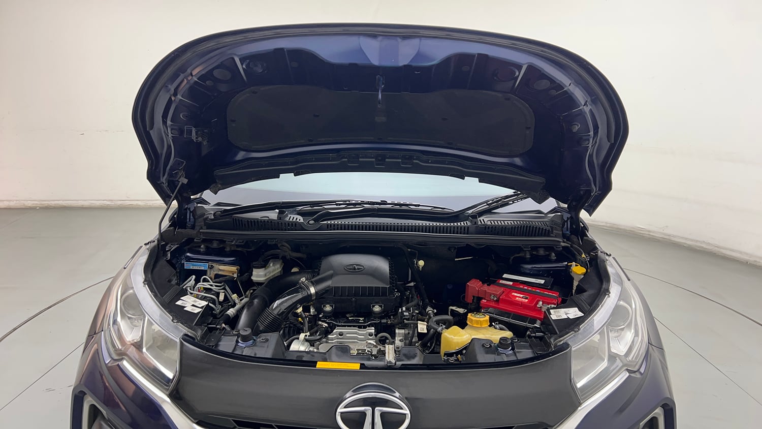 Used 2022 Tata Nexon XZA Plus (HS) Petrol Automatic engine ENGINE & BONNET OPEN FRONT VIEW