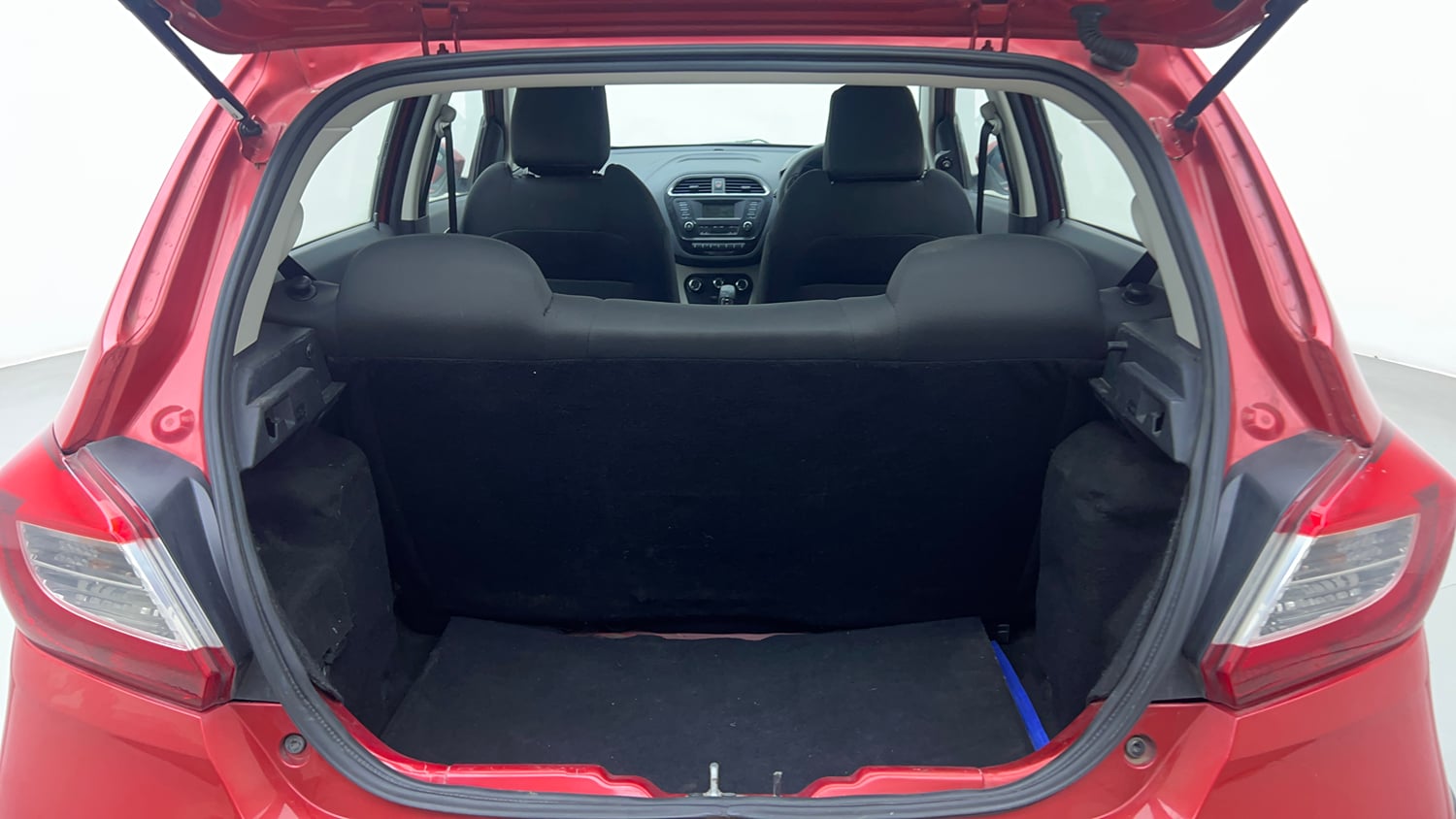 Used 2018 Tata Tiago Revotron XZA Petrol Automatic interior DICKY INSIDE VIEW