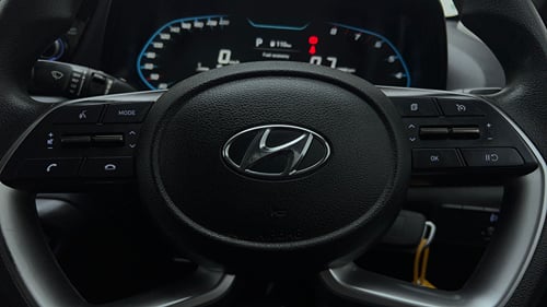 Used 2023 Hyundai i20 Sportz 1.2 IVT Petrol Automatic top_features Cruise control