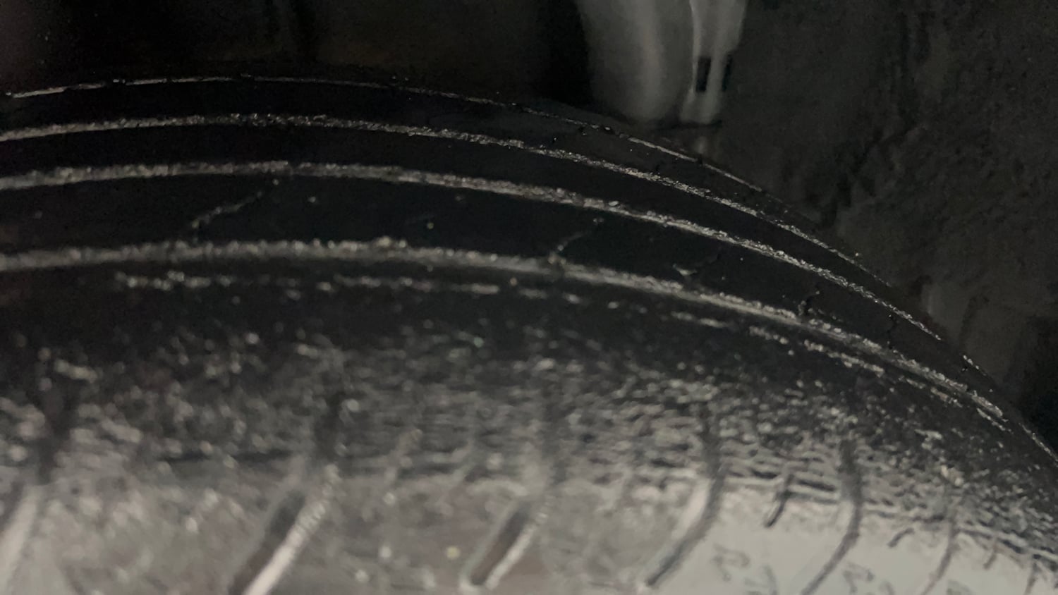 Used 2021 Nissan Magnite XL Petrol Manual tyres RIGHT REAR TYRE TREAD VIEW