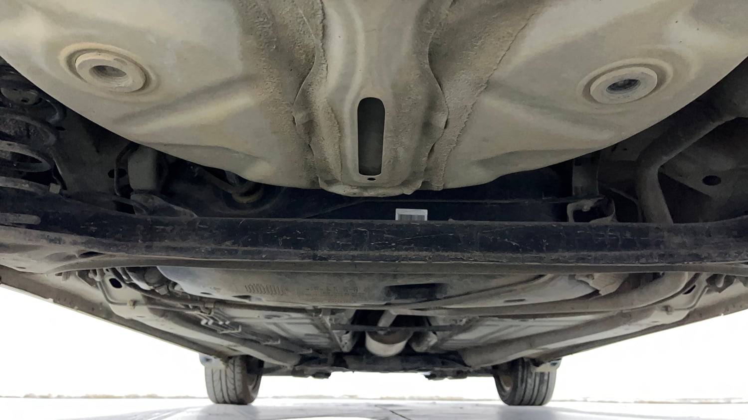 Used 2017 Maruti Suzuki Baleno Zeta 1.2 AT Petrol Automatic extra REAR UNDERBODY VIEW (TAKEN FROM REAR)