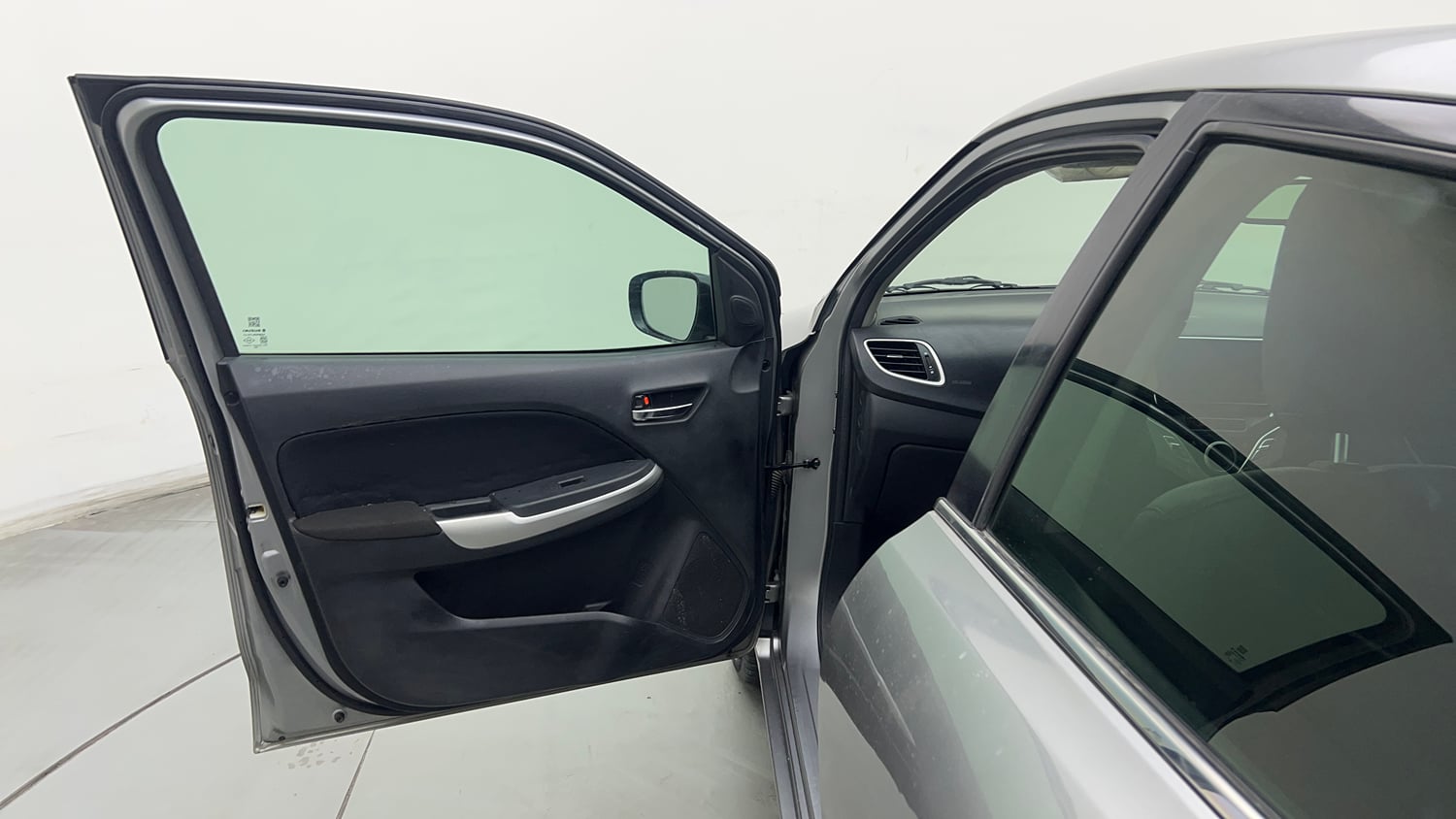 Used 2017 Maruti Suzuki Baleno Alpha 1.2 Petrol Manual interior LEFT FRONT DOOR OPEN VIEW