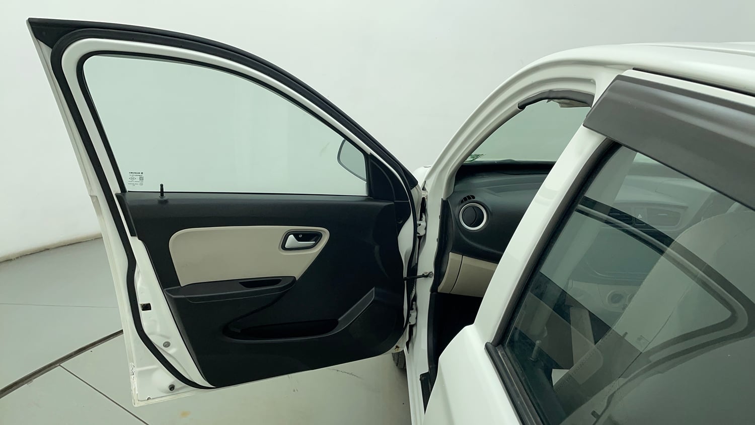 Used 2019 Maruti Suzuki Alto 800 LXi Petrol Manual interior LEFT FRONT DOOR OPEN VIEW