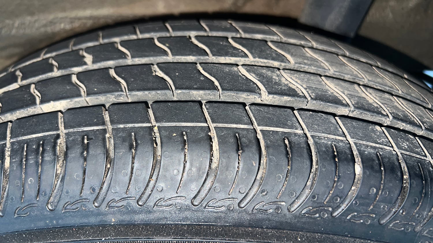 Used 2023 Maruti Suzuki Wagon R VXI 1.0 Petrol Manual tyres LEFT REAR TYRE TREAD VIEW