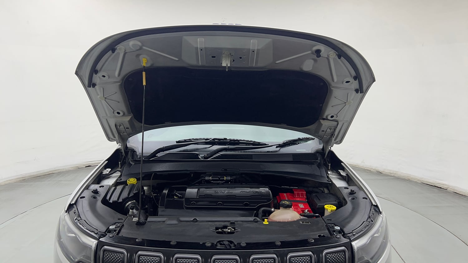 Used 2022 Jeep Compass Model S (O) 1.4 Petrol DCT Petrol Automatic engine ENGINE & BONNET OPEN FRONT VIEW