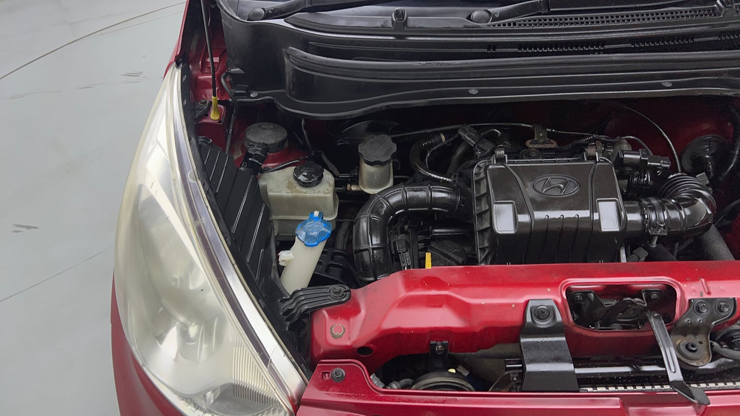 Used 2014 Hyundai Eon Sportz Petrol Manual engine ENGINE RIGHT SIDE VIEW