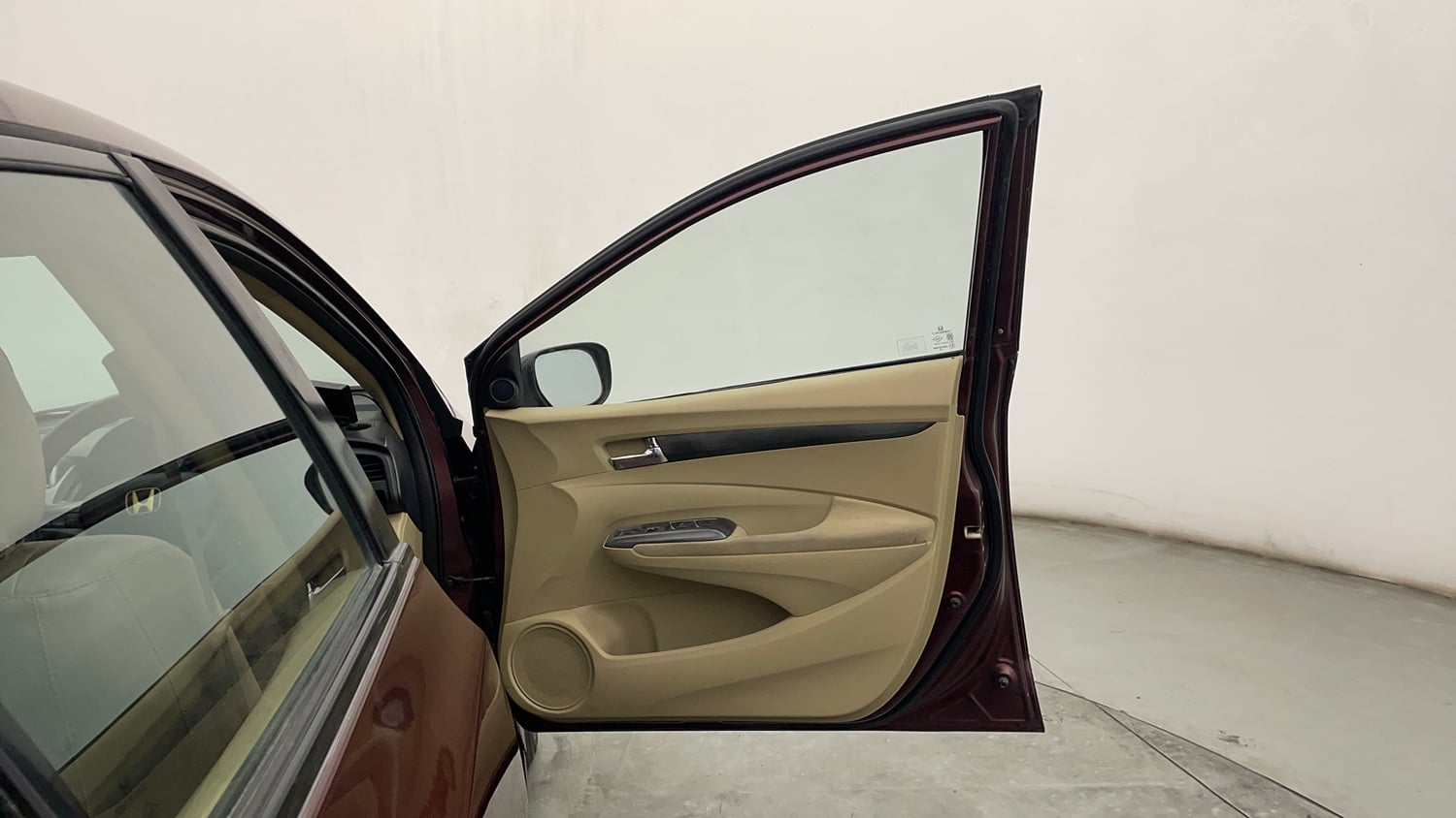 Used 2012 Honda City 1.5 V AT Petrol Automatic interior RIGHT FRONT DOOR OPEN VIEW