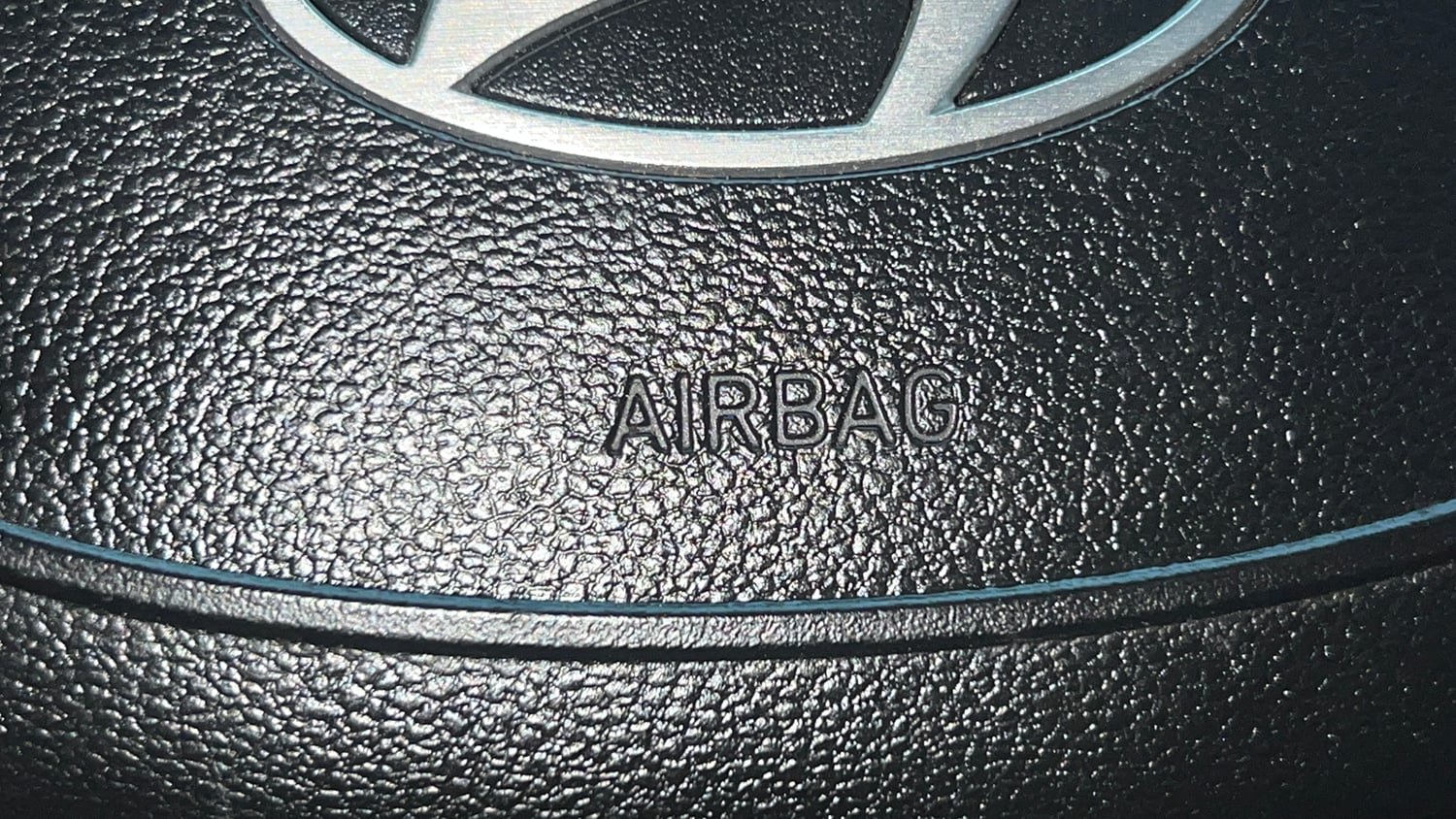 Used 2025 Hyundai Verna SX 1.5 Petrol MT Petrol Manual top_features Airbags