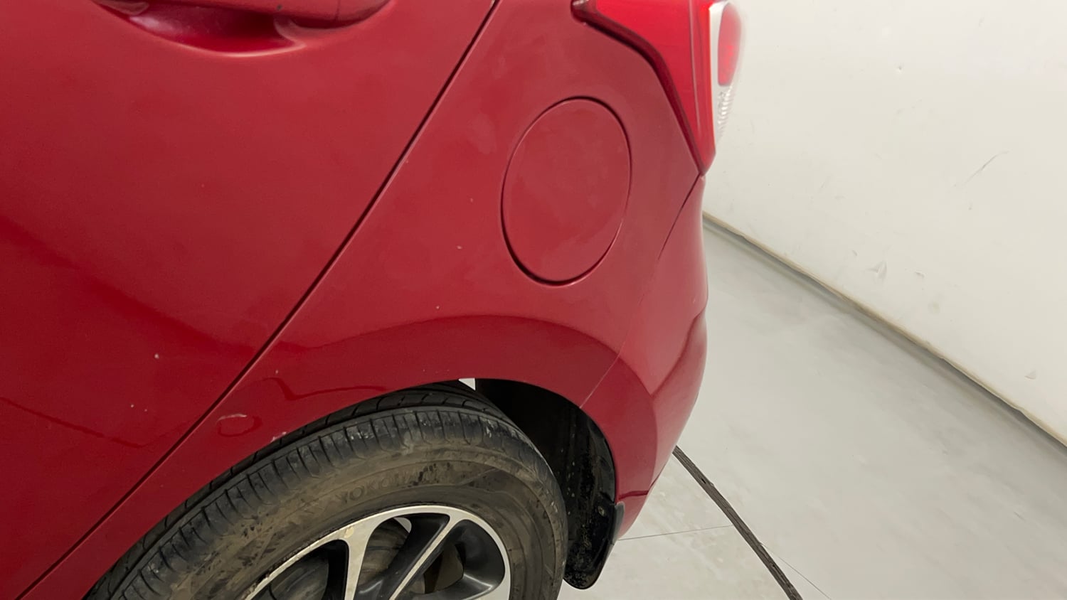 Used 2017 Hyundai Grand i10 Sportz (O) AT 1.2 Kappa VTVT Petrol Automatic dents MINOR SCRATCH