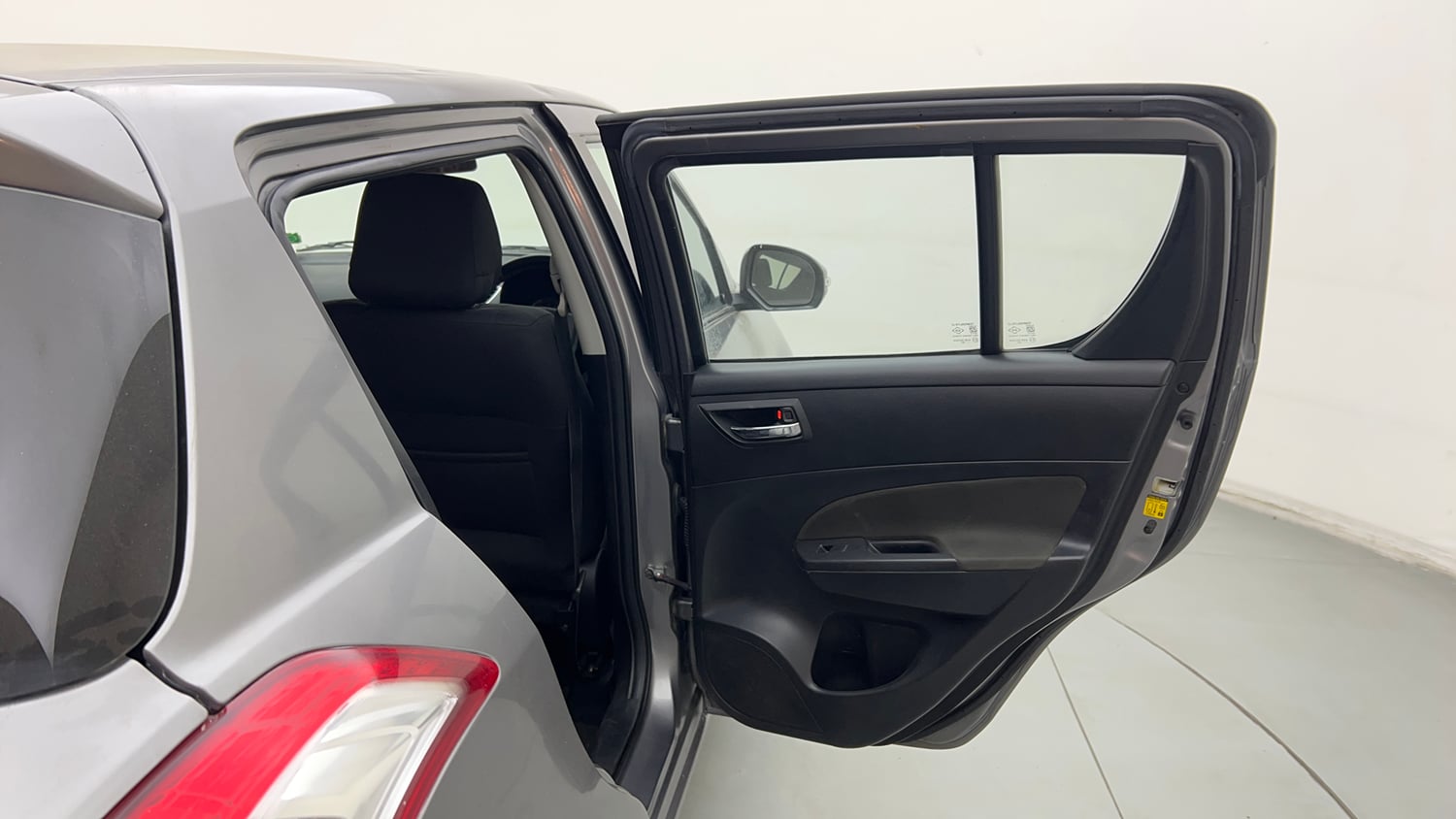 Used 2015 Maruti Suzuki Swift ZXi Petrol Manual interior RIGHT REAR DOOR OPEN VIEW