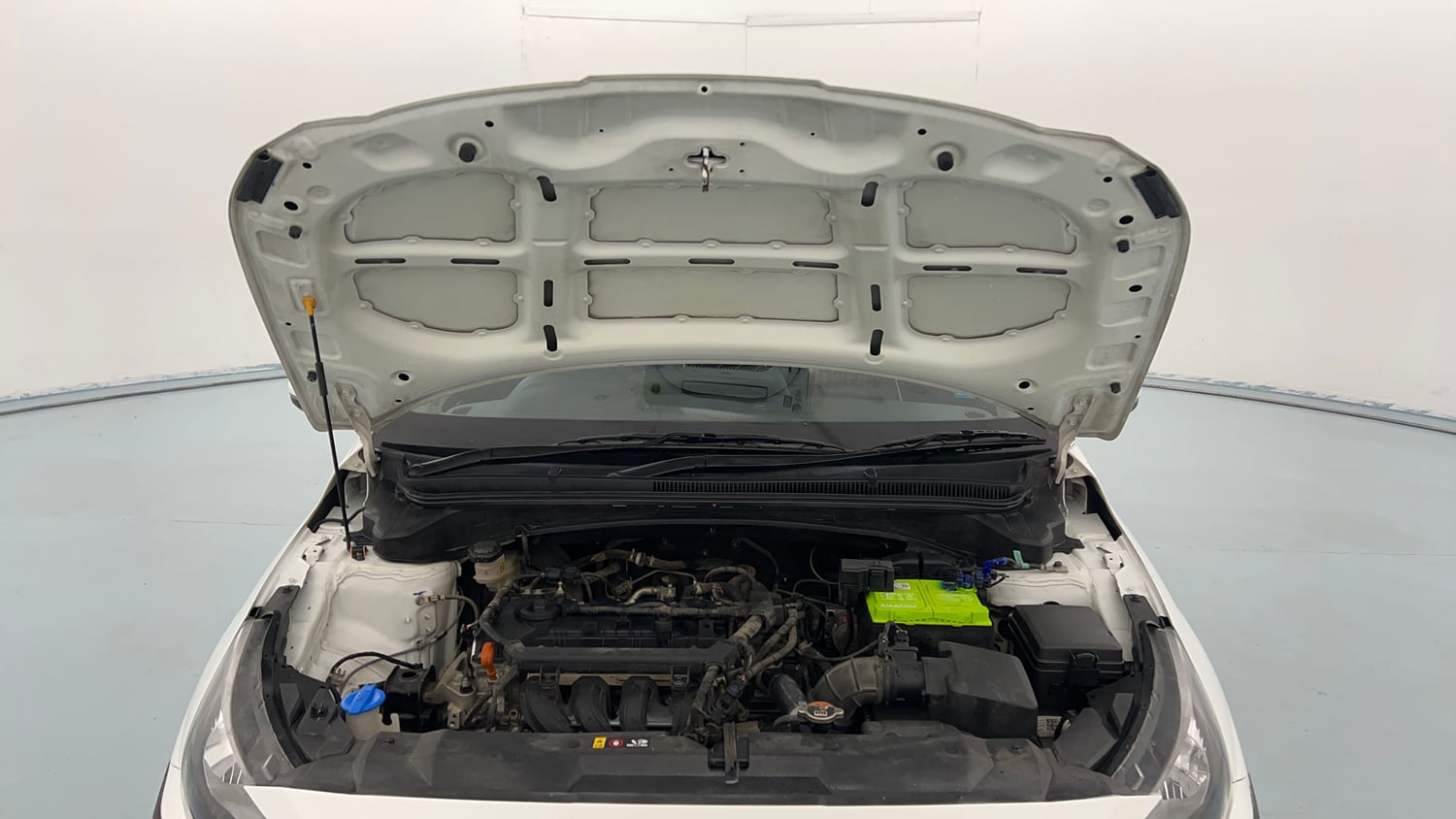 Used 2023 Hyundai i20 Sportz 1.2 MT Petrol Manual engine ENGINE & BONNET OPEN FRONT VIEW