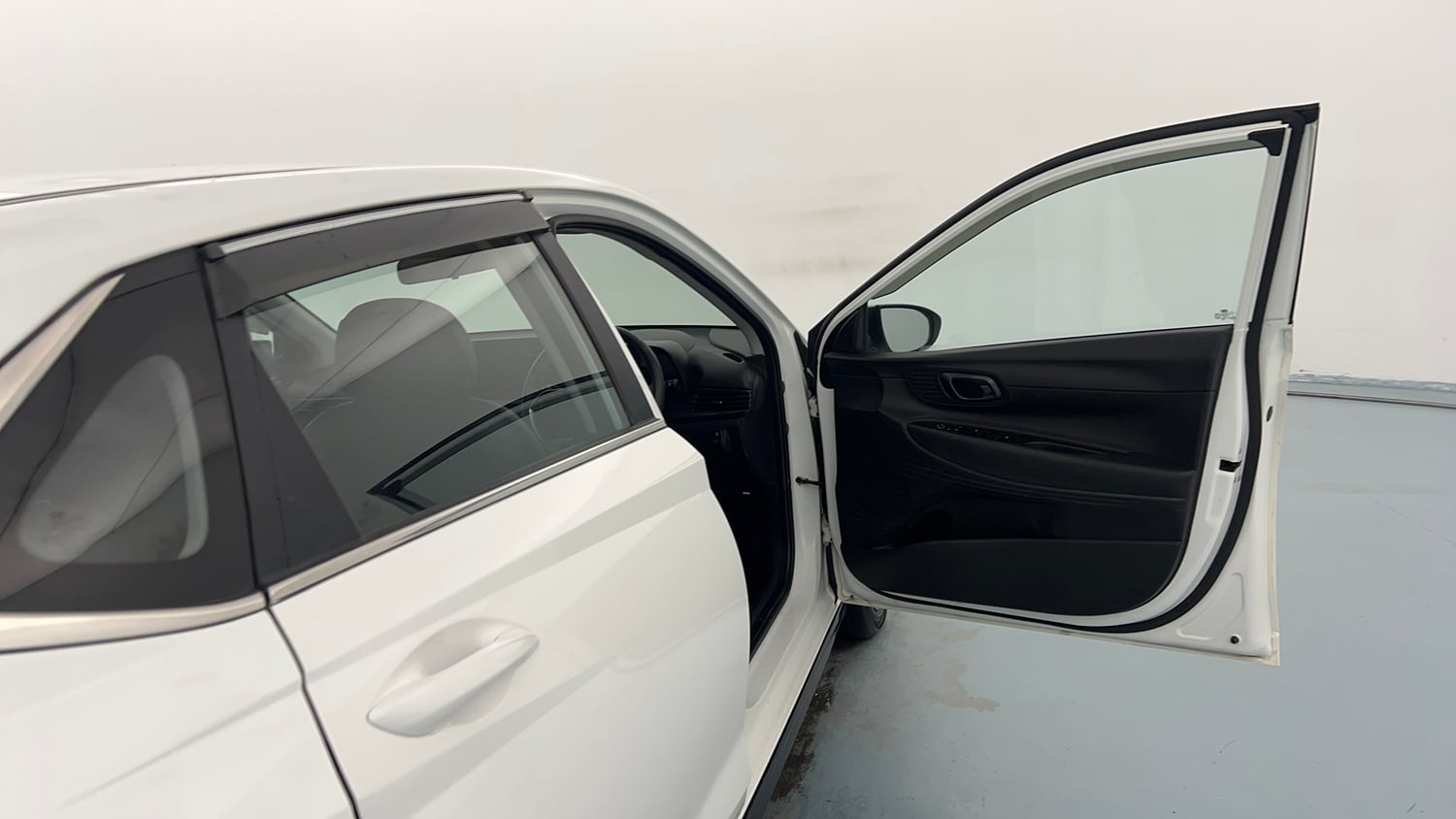 Used 2023 Hyundai i20 Sportz 1.2 MT Petrol Manual interior RIGHT FRONT DOOR OPEN VIEW