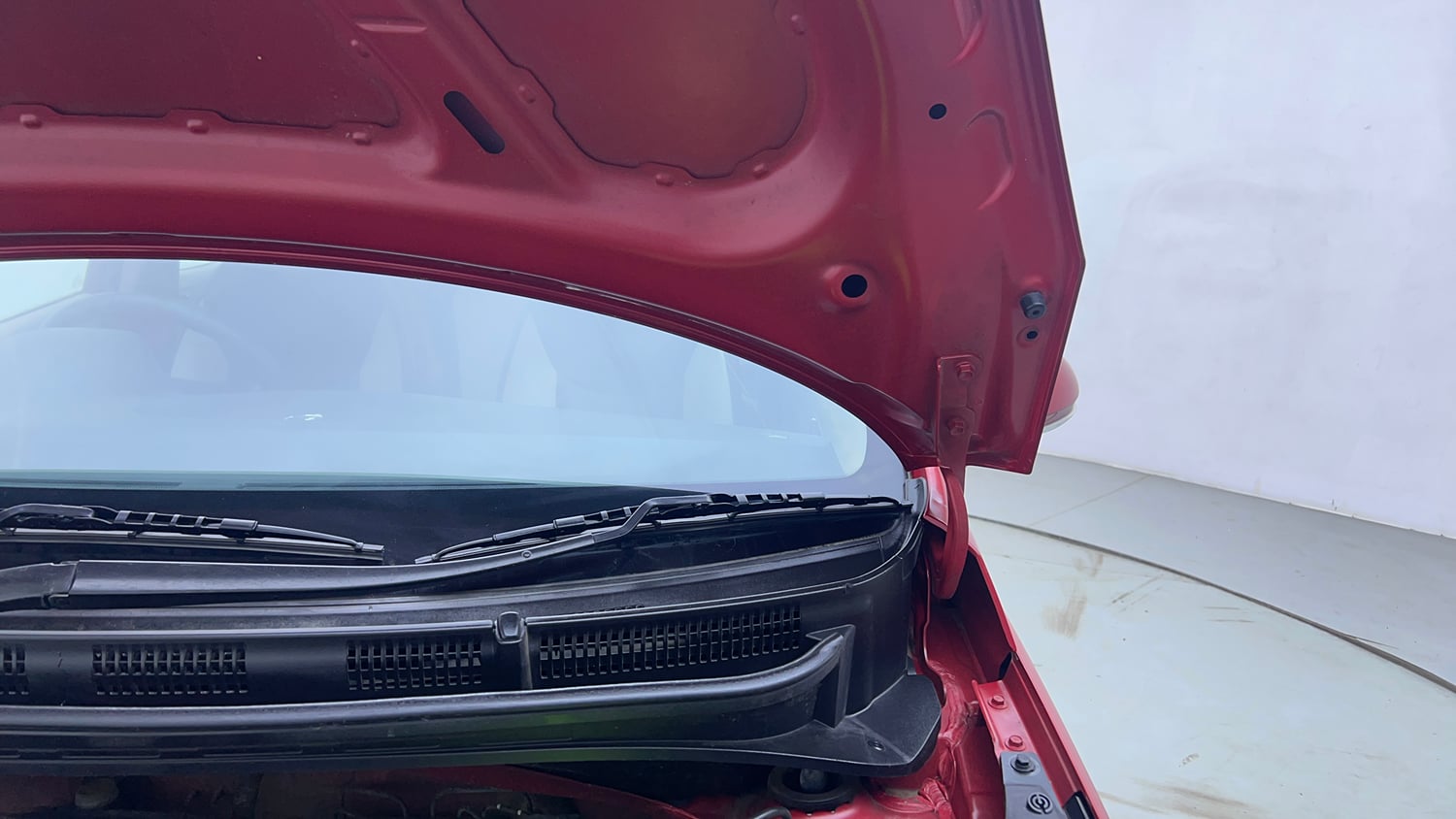 Used 2019 Hyundai Santro Sportz Petrol Manual engine ENGINE LEFT SIDE HINGE & APRON VIEW