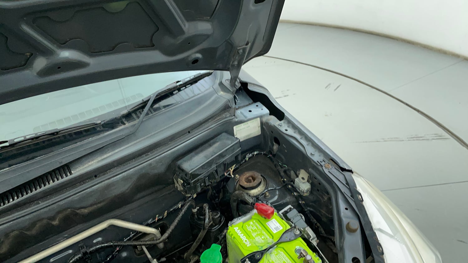Used 2015 Maruti Suzuki Alto K10 VXi AMT Petrol Automatic engine ENGINE LEFT SIDE HINGE & APRON VIEW