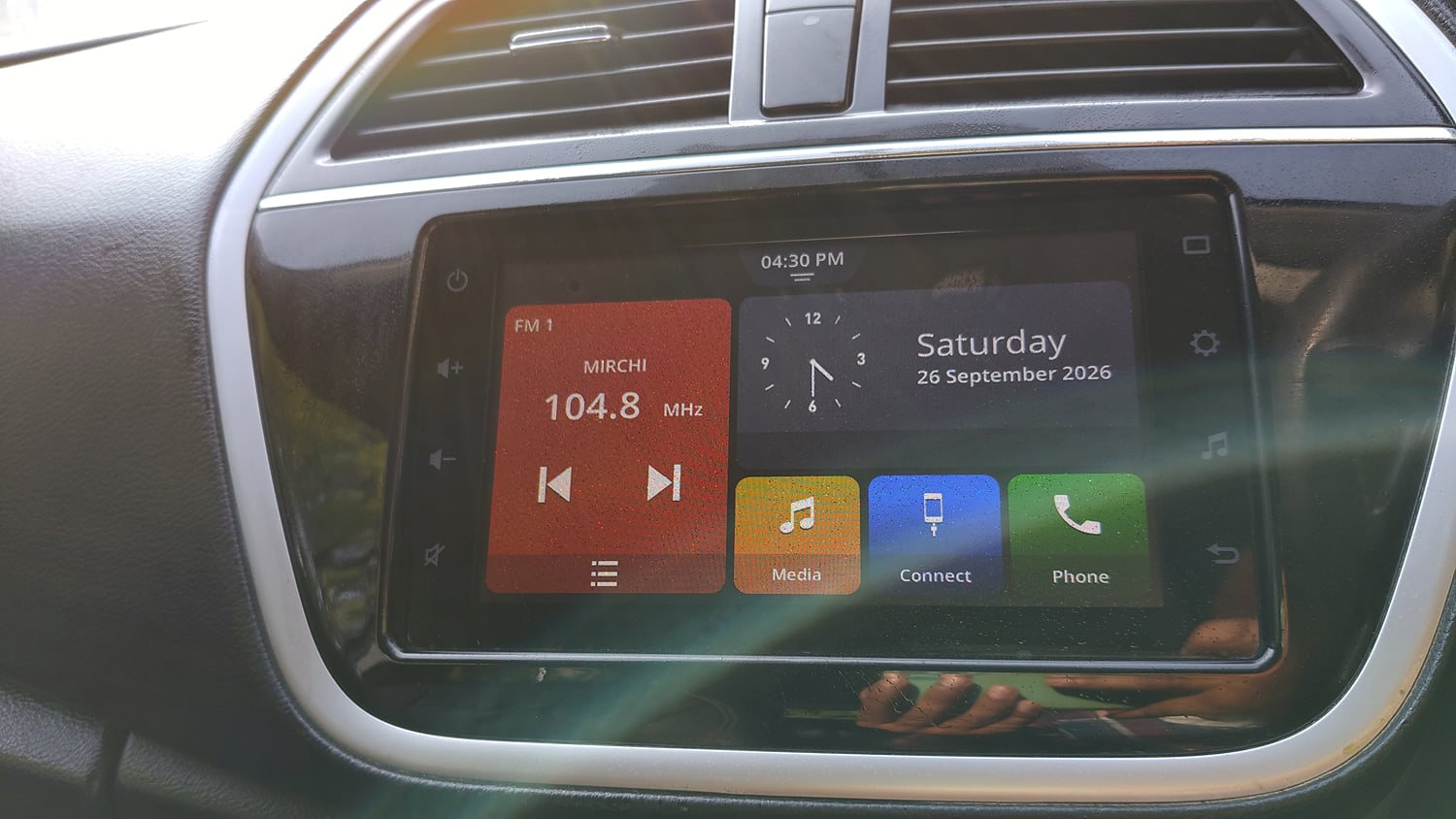 Used 2021 Maruti Suzuki S-Cross Zeta Petrol Manual top_features Integrated (in-dash) music system