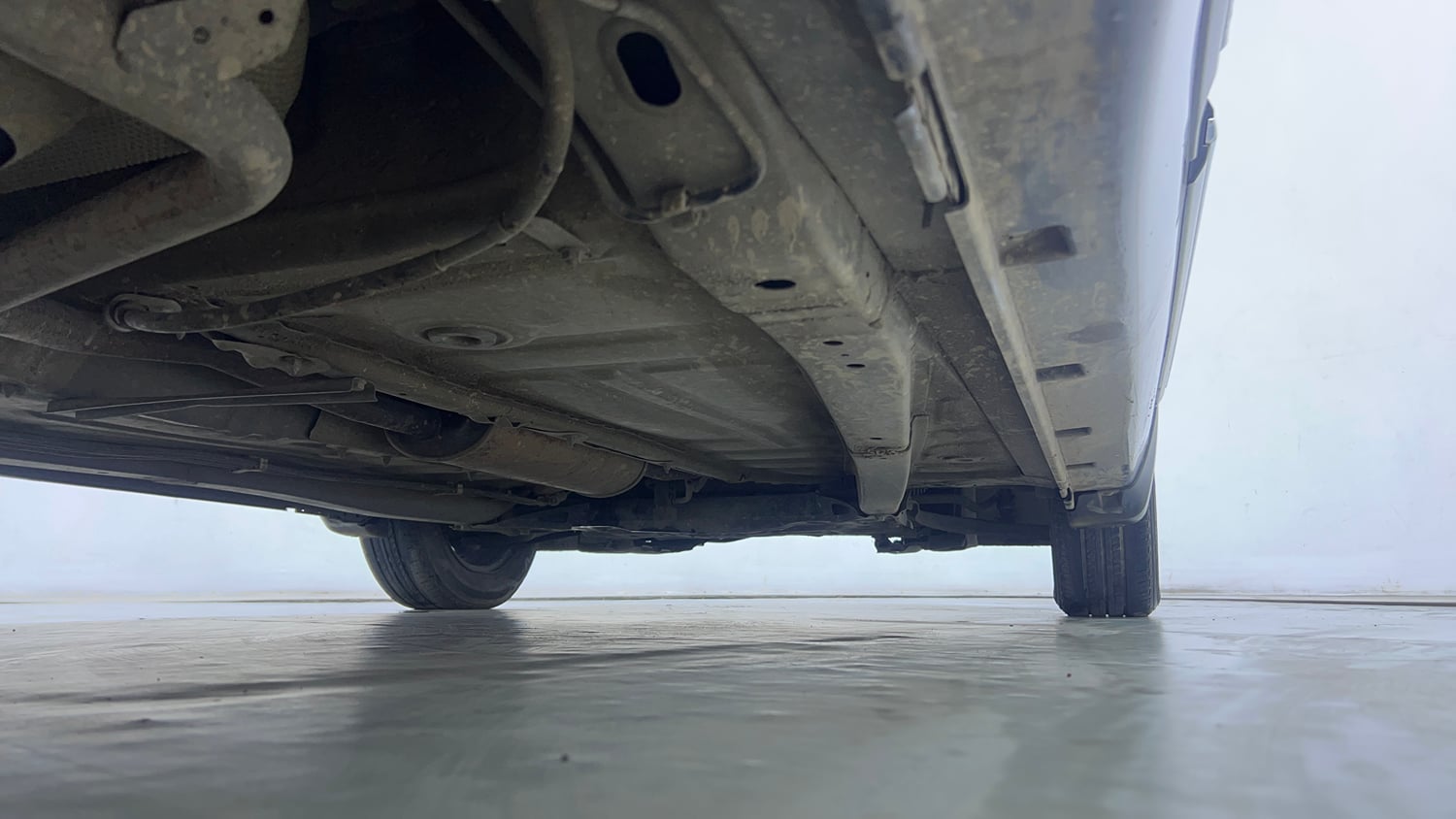 Used 2018 Maruti Suzuki Baleno Delta 1.2 Petrol Manual extra REAR RIGHT UNDERBODY VIEW