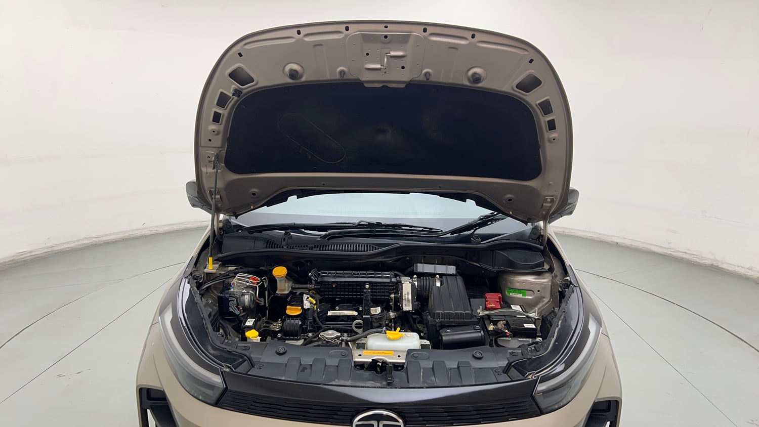 Used 2025 Tata Altroz Creative S Petrol 5AMT Petrol Automatic engine ENGINE & BONNET OPEN FRONT VIEW