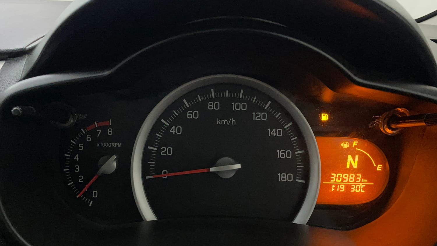Used 2016 Maruti Suzuki Celerio ZXi AMT Petrol Automatic interior CLUSTERMETER VIEW