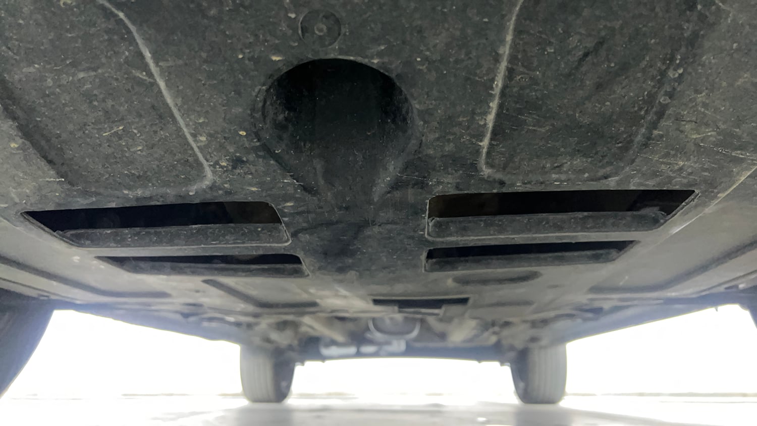 Used 2017 Hyundai Creta 1.6 SX Plus Petrol Special Edition Petrol Manual extra FRONT LEFT UNDERBODY VIEW