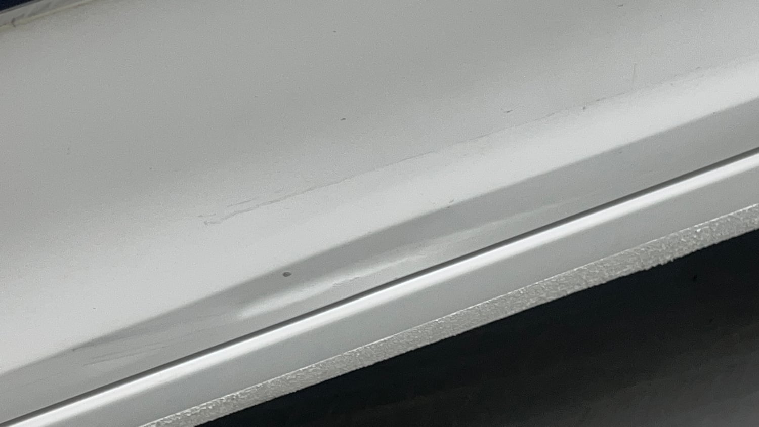 Used 2016 Maruti Suzuki Swift Lxi (O) Petrol Manual dents MINOR DENT