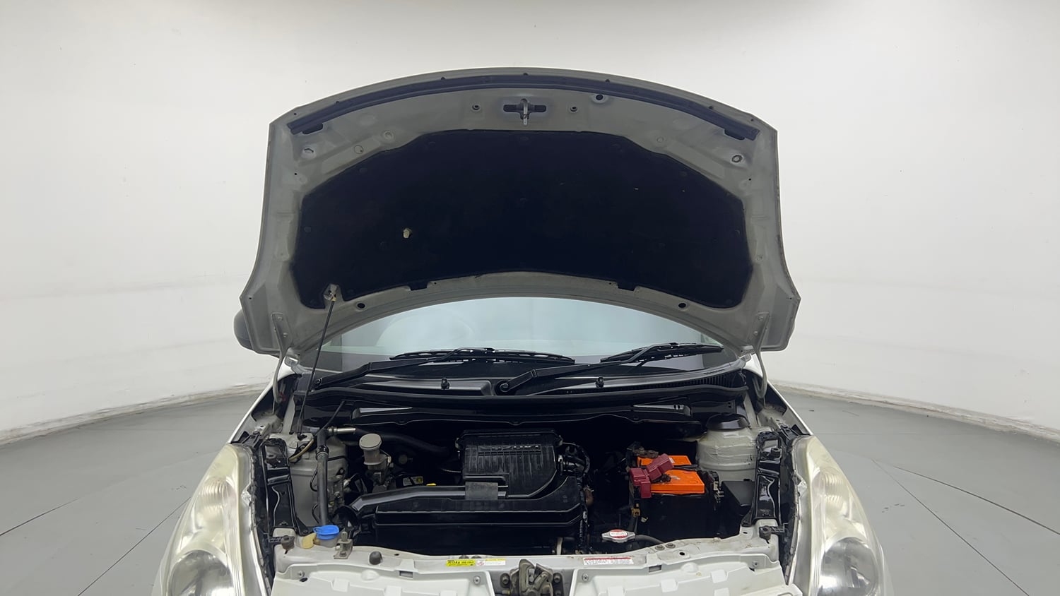 Used 2016 Maruti Suzuki Swift Lxi (O) Petrol Manual engine ENGINE & BONNET OPEN FRONT VIEW