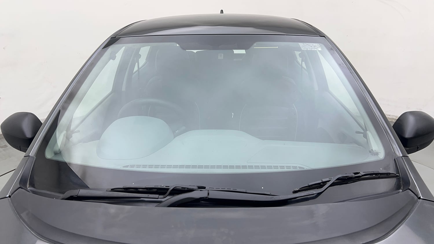 Used 2025 Tata Tiago XE CNG Cng Manual exterior FRONT WINDSHIELD VIEW