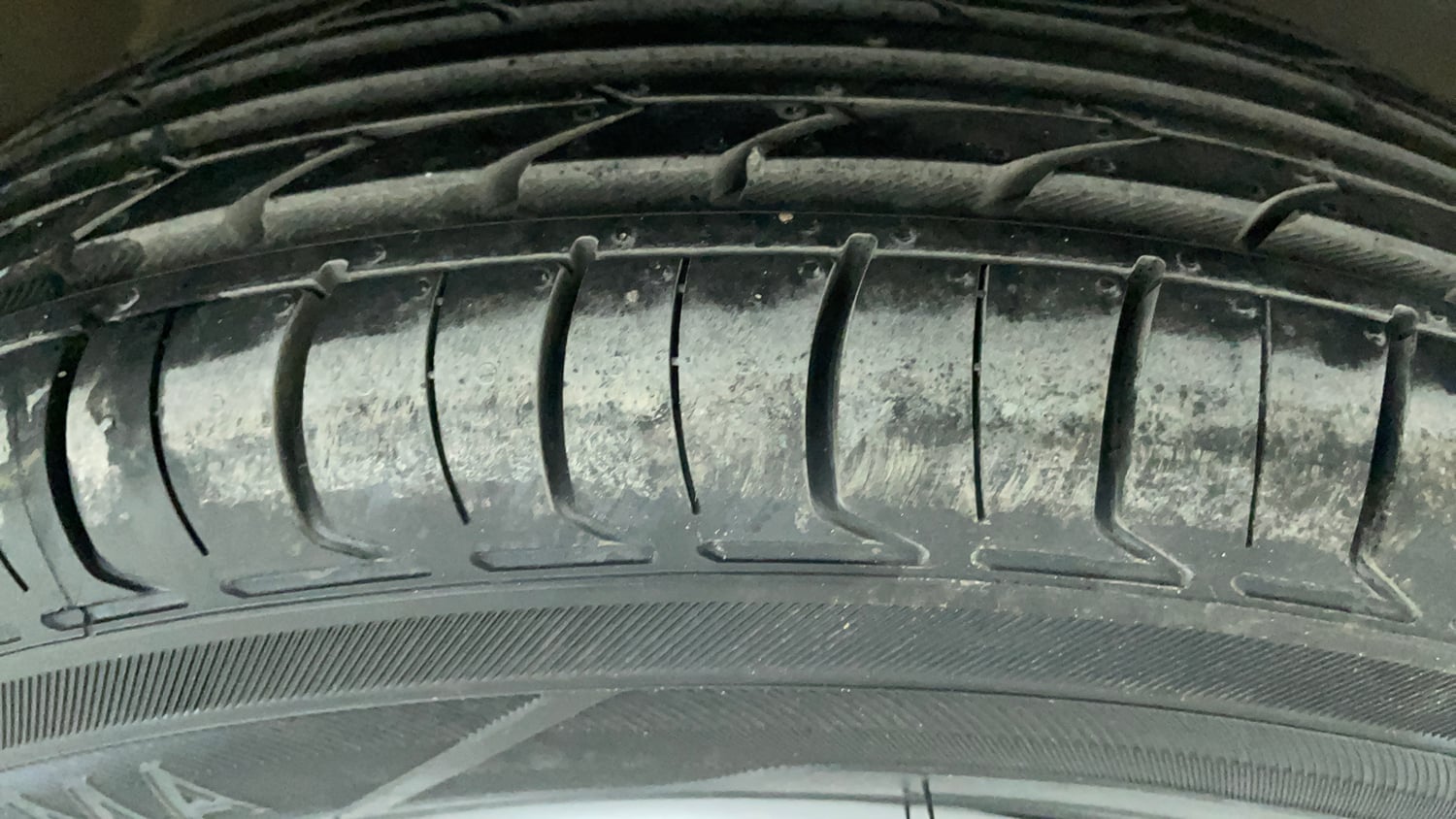 Used 2018 Maruti Suzuki Alto 800 LXi Petrol Manual tyres RIGHT FRONT TYRE TREAD VIEW