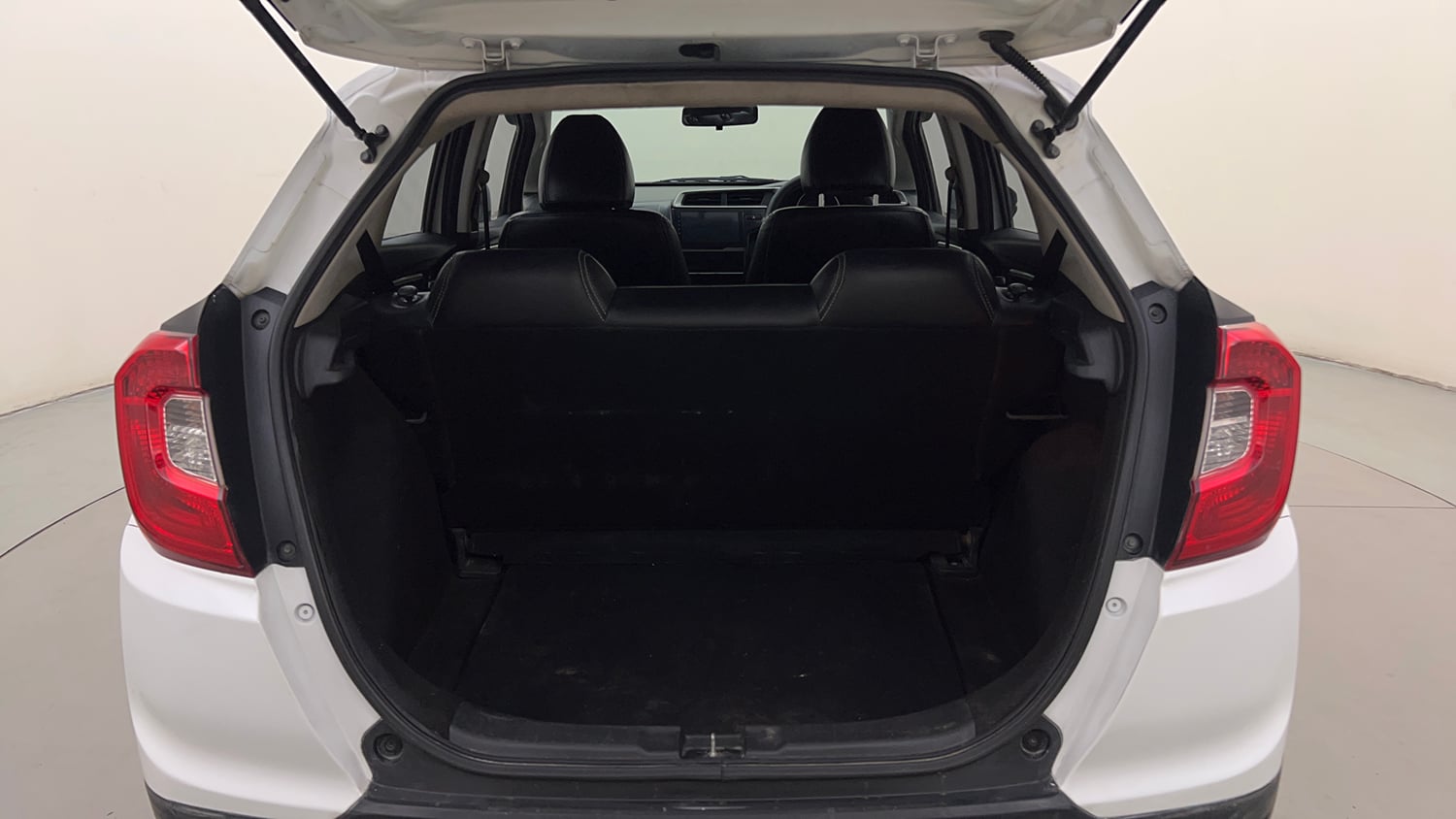 Used 2017 Honda WR-V VX MT Petrol Petrol Manual interior DICKY INSIDE VIEW