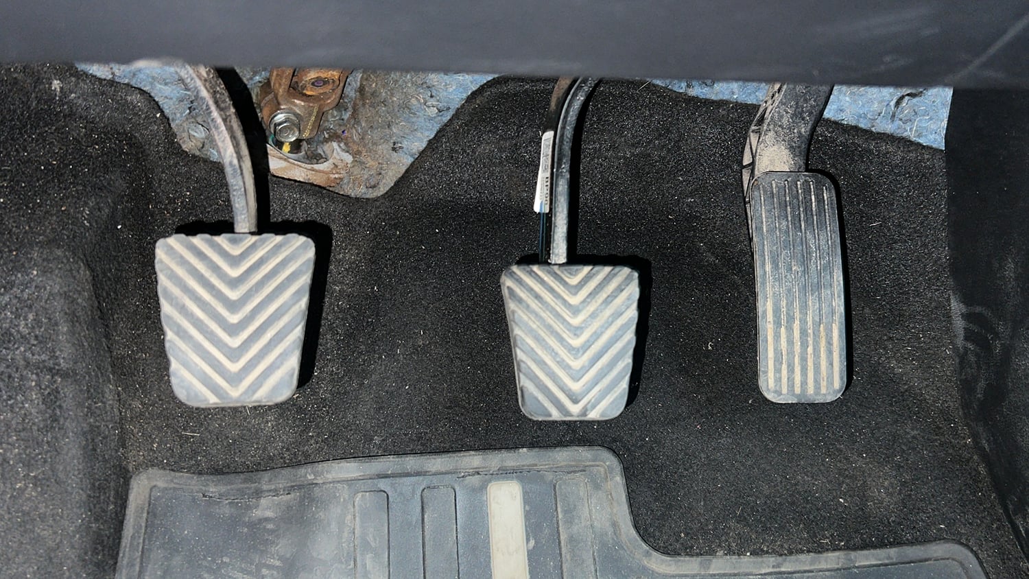 Used 2024 Hyundai Verna SX 1.5 Petrol MT Petrol Manual interior PEDALS VIEW