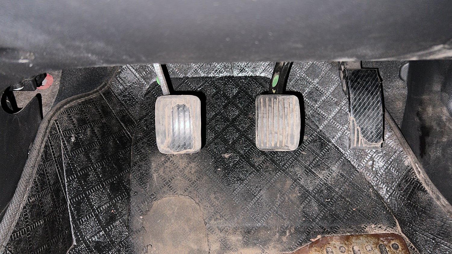 Used 2014 Hyundai Xcent S 1.2 Petrol Manual interior PEDALS VIEW