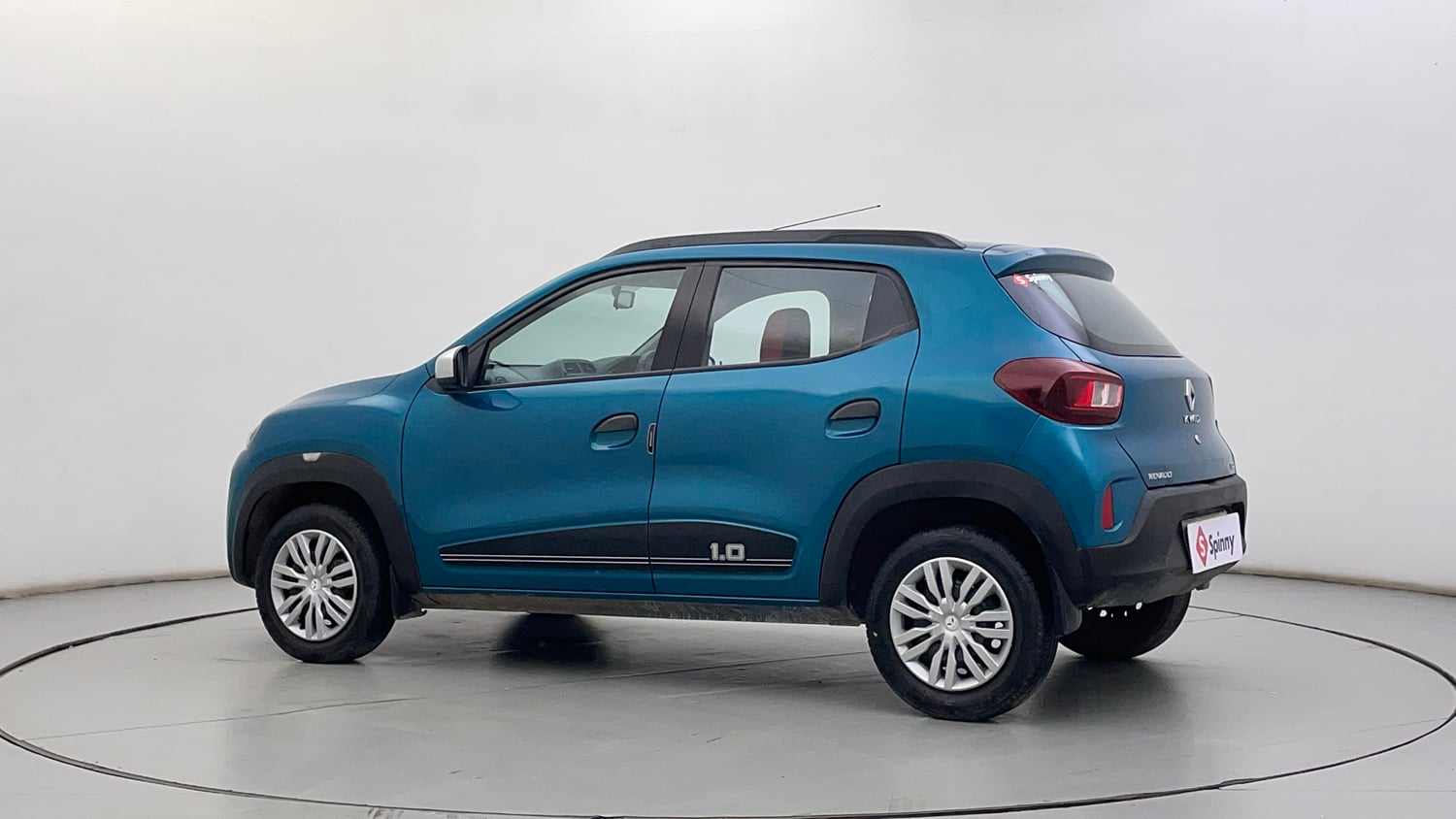 Used 2022 Renault Kwid RXT 1.0 AMT Petrol Automatic exterior LEFT REAR CORNER VIEW