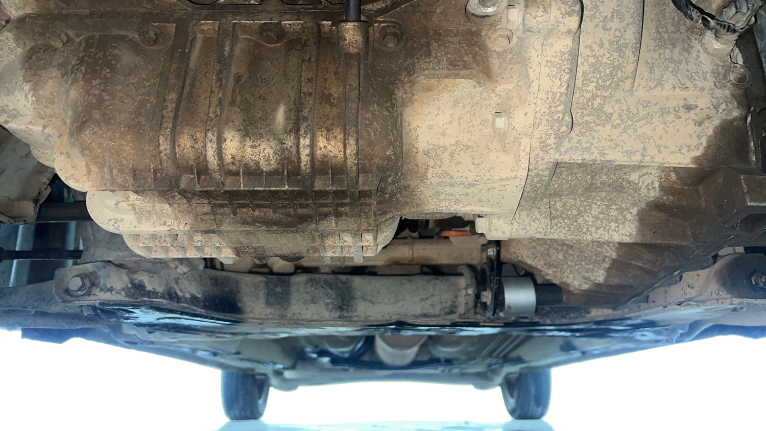 Used 2016 Ford Figo Aspire Trend 1.2 Ti-VCT Petrol Manual extra FRONT LEFT UNDERBODY VIEW