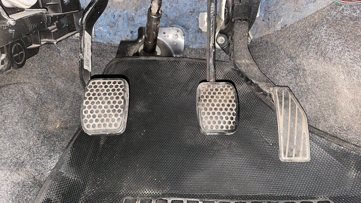 Used 2021 Maruti Suzuki Alto 800 LXi (O) Petrol Manual interior PEDALS VIEW